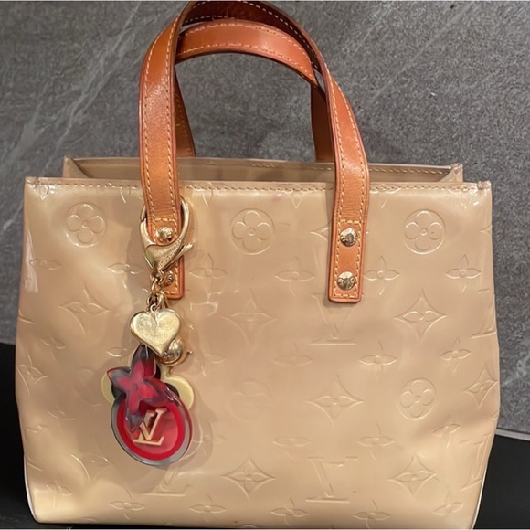 Auth Louis Vuitton Vernis Reade PM Cream Tan Lt Beige Purse Bag Luxury Designer - Picture 1 of 17